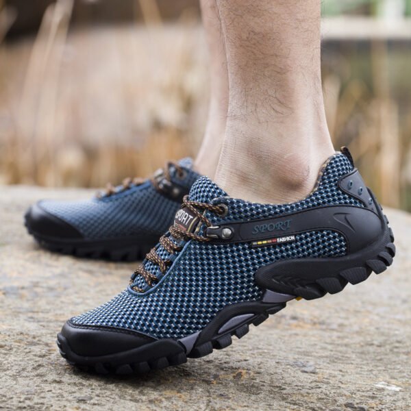 Breathable Outdoor Sports Men's Shoes Korean Version Of The Trend Of Casual Mesh Hiking Shoes Men's Large Size Shoes - Image 3